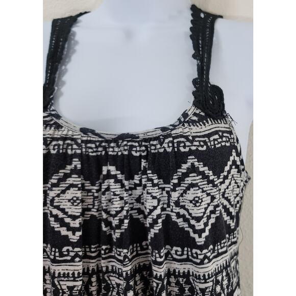A'gaci Black White Aztec Print Racerback Tank Top Small Crochet Straps Lined - Picture 5 of 6